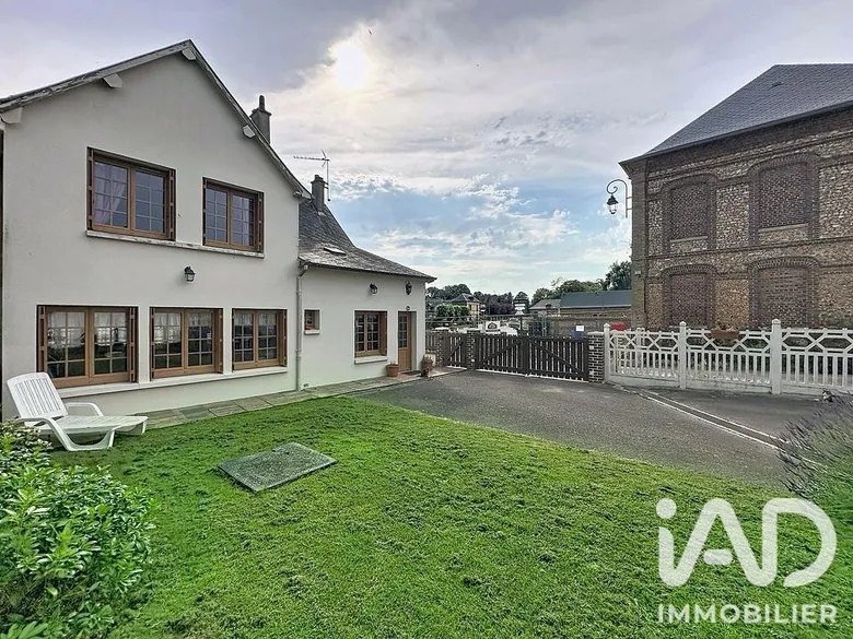 Maison 4 pièces 116 m² · à Sierville · 116 m² · 209 500 €