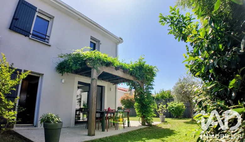 Maison 7 pièces 120 m² · à Saint-Just-Saint-Rambert · 120 m² · 339 000 €
