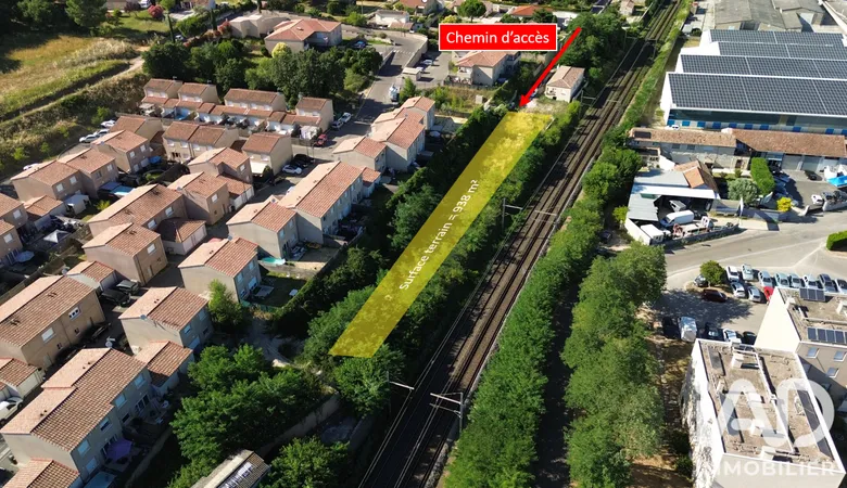 Terrain à bâtir à Pont-Saint-Esprit (30130) · 59 000 €