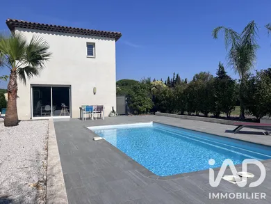 Maison traditionnelle à Puget-sur-Argens (83480)