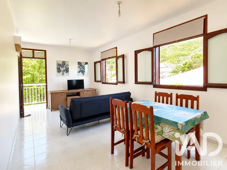 Appartement 2 pièces 38 m² · à Terre-de-Haut · 38 m² · 800 €