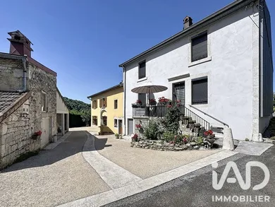 House in Crenans (39260)