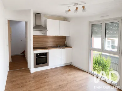 Duplex in Chartres-de-Bretagne (35131)