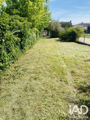 Terrain à bâtir à Castillon-la-Bataille (33350)