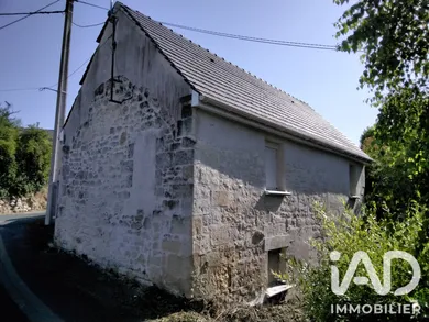Village house in Rou-Marson (49400)