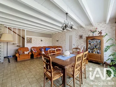 Maison traditionnelle à Marans (17230)