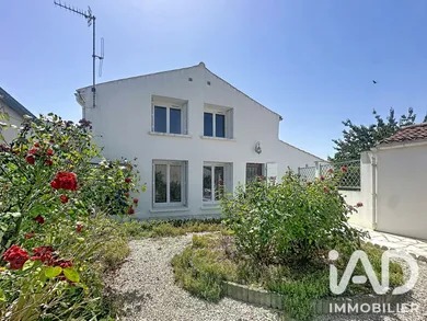 Maison traditionnelle à Marans (17230)