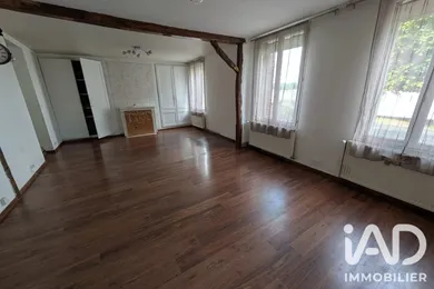 House in Quillebeuf-sur-Seine (27680)