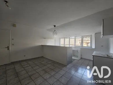 Duplex à Saint-Julien-de-Peyrolas (30760)