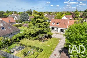 Traditional house in Croissy-sur-Seine (78290)