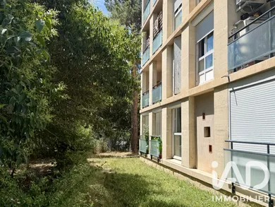 Apartment in Aix-en-Provence (13100)