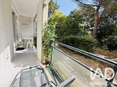 Apartment in Aix-en-Provence (13100)