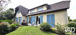 Maison à Marly-le-Roi (78160)