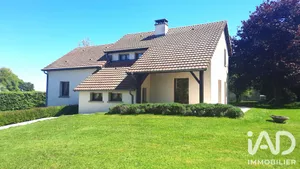 Architectural house in Placey (25170)