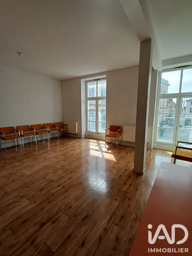 Immeuble à Châlons-en-Champagne (51000)