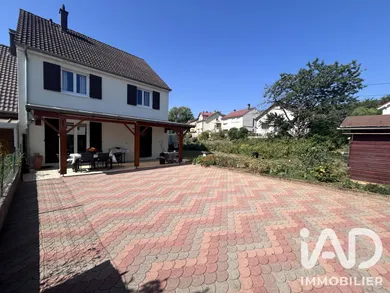 Traditional house in Ars-sur-Moselle (57130)