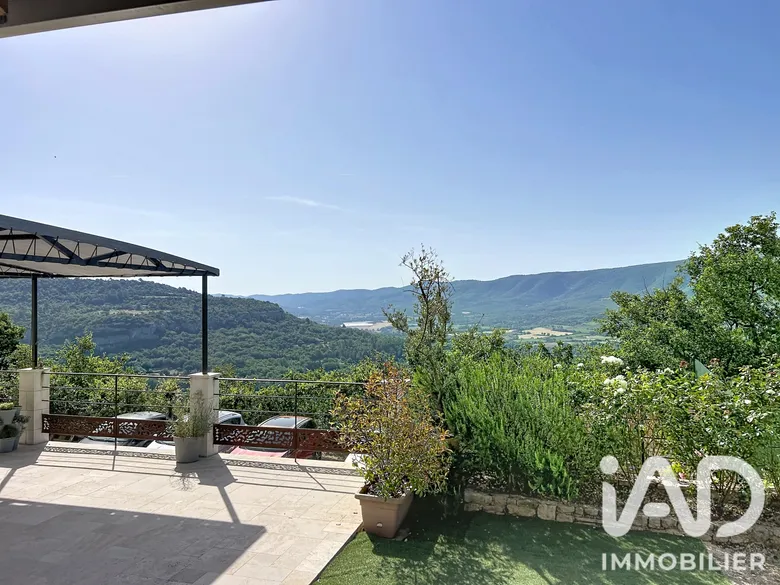 Maison 7 pièces 198 m² · à Saint-Martin-de-Castillon · 198 m² · 598 000 €