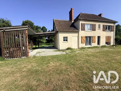Maison traditionnelle à Auxais (50500)