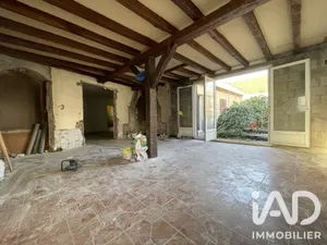 Apartment in Montreuil (93100)