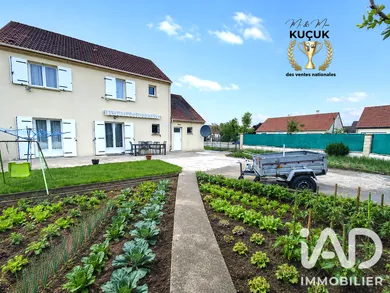 House in Sully-sur-Loire (45600)