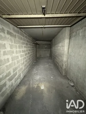 Garage in Paris (75018)