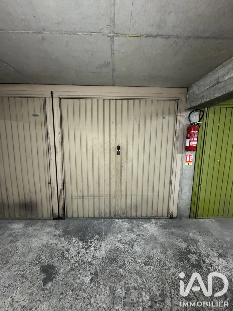 Parking 14 m² · à Paris · 14 m² · 40 000 €