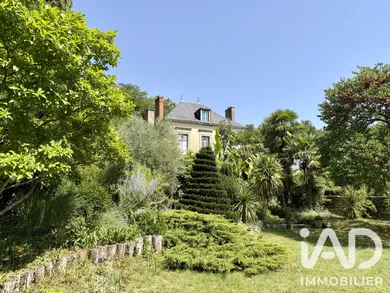 Demeure à Cinq-Mars-la-Pile (37130)