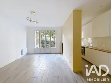 Apartment in La Garenne-Colombes (92250)