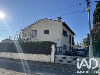 Maison à Arles (13200)