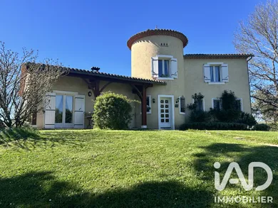 Maison traditionnelle à Montpon-Ménestérol (24700)