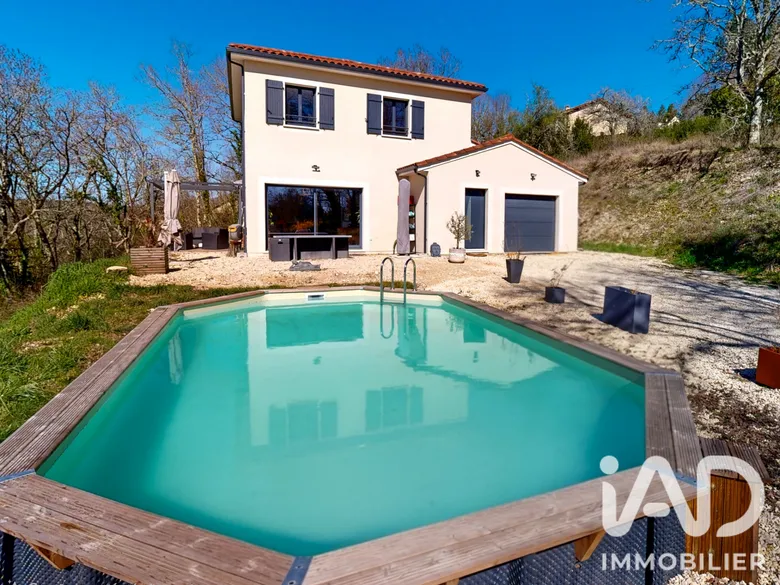 Maison 8 pièces 168 m² · à Le Bugue · 168 m² · 369 500 €
