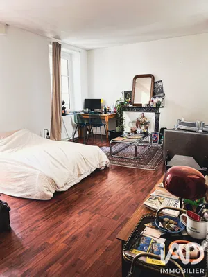 Apartment in Paris (75006)
