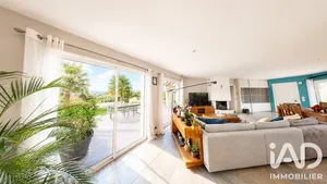 Maison à Eslourenties-Daban (64420)