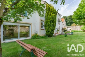 Maison à Orgeval (78630)