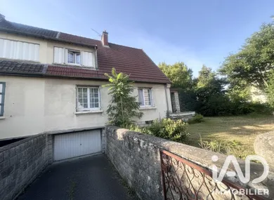 Pavillon à Dugny (93440)