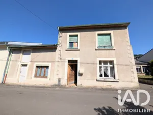 Maison à Klang (57920)