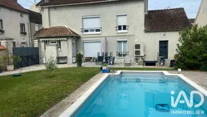 Maison à Château-Landon (77570)