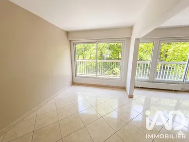 Appartement à Brunoy (91800)
