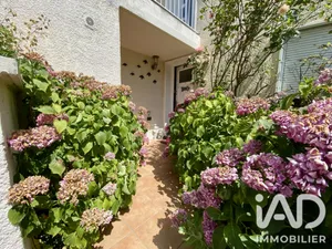 Apartment in Combs-la-Ville (77380)