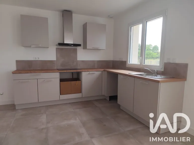 Maison 5 pièces 129 m² · à Ingré · 129 m² · 1 500 €