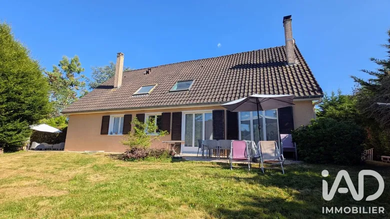 Maison 8 pièces 185 m² · à Maurepas · 185 m² · 599 000 €