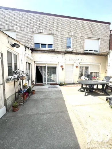 Townhouse in Auchel (62260)