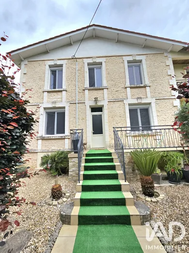 Maison traditionnelle à Médillac (16210)