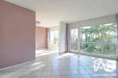 Apartment in Andrésy (78570)