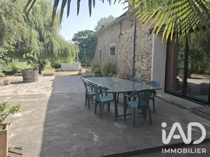 Maison de campagne à Gesvres (53370)