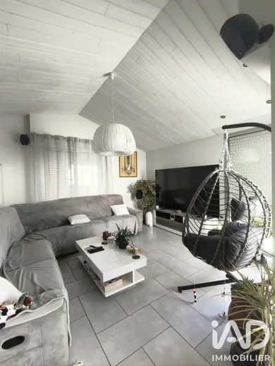 House in Bazoges-en-Pareds (85390)