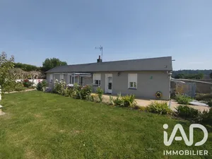 House in Beaumont-le-Roger (27170)