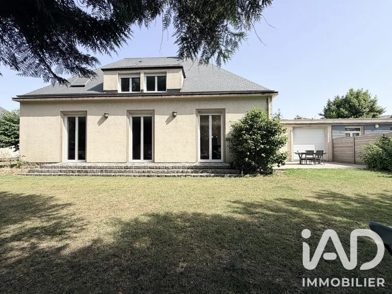 Maison 8 pièces 189 m² · à Saint-Lô · 189 m² · 384 000 €