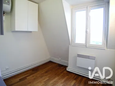 Apartment in Paris (75006)