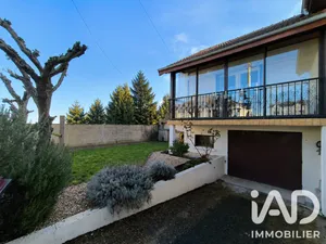 Townhouse in Troyes (10000)